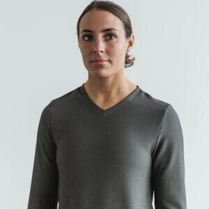 NWT NOBULL Long Sleeve Waffle V-Neck Size S